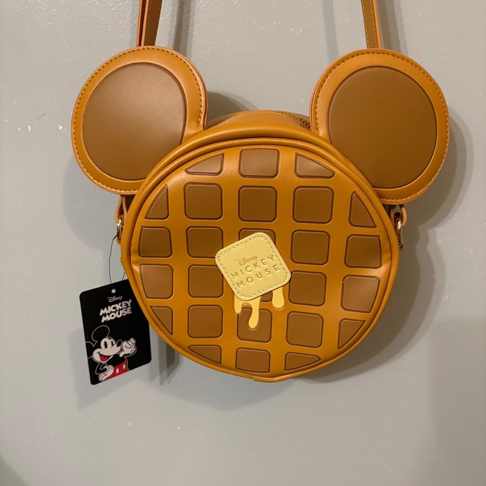 NWT‎ Disney Mickey Mouse Ears Waffle Crossbody Bag Purse
